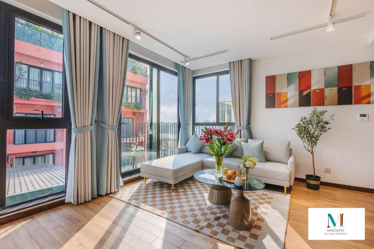 Margaery Boutique Apartment & Skyon9 Rooftop Bar ハノイ市 エクステリア 写真