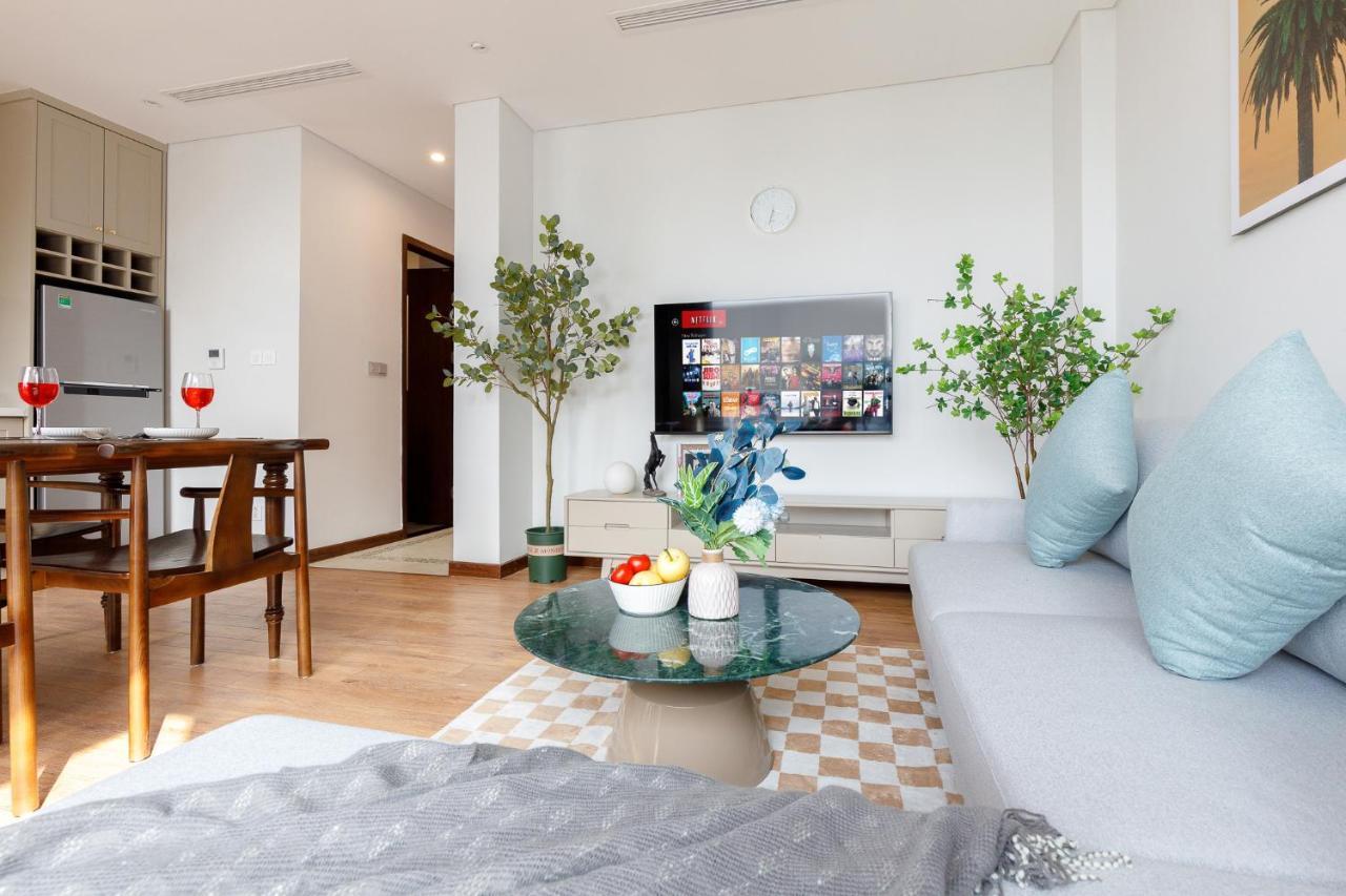 Margaery Boutique Apartment & Skyon9 Rooftop Bar ハノイ市 エクステリア 写真