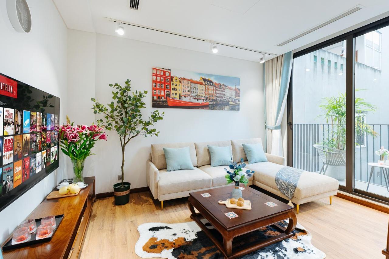 Margaery Boutique Apartment & Skyon9 Rooftop Bar ハノイ市 エクステリア 写真