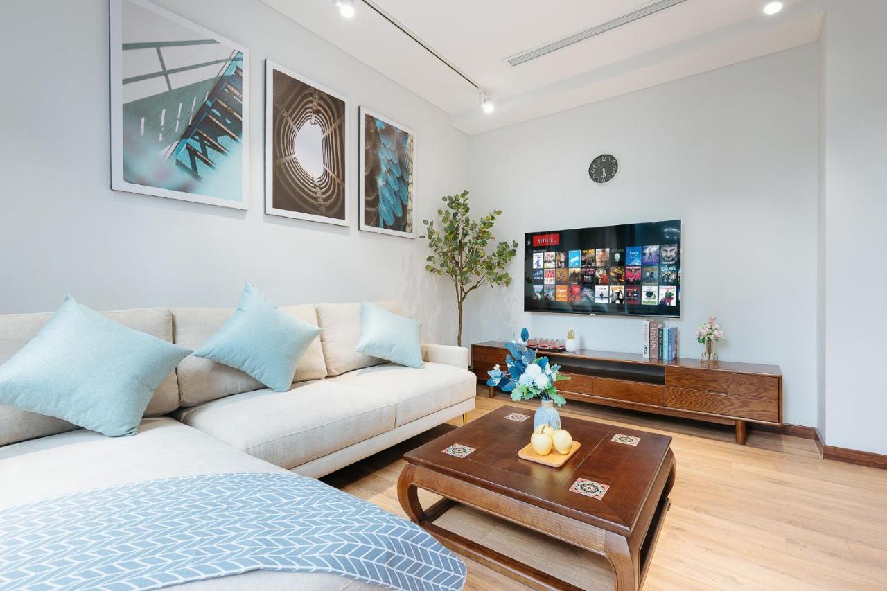 Margaery Boutique Apartment & Skyon9 Rooftop Bar ハノイ市 エクステリア 写真