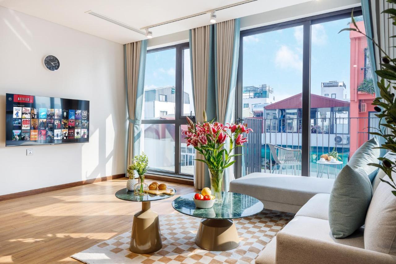 Margaery Boutique Apartment & Skyon9 Rooftop Bar ハノイ市 エクステリア 写真