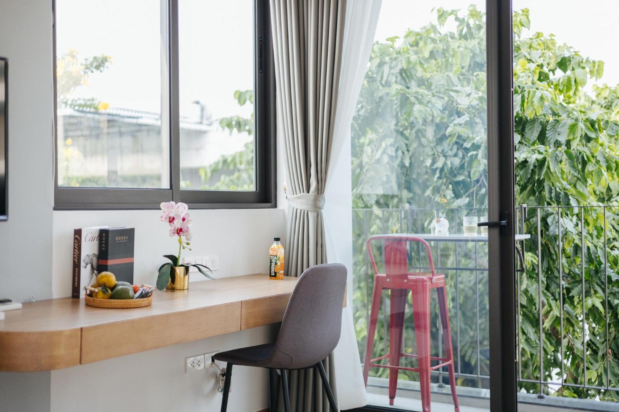 Margaery Boutique Apartment & Skyon9 Rooftop Bar ハノイ市 エクステリア 写真