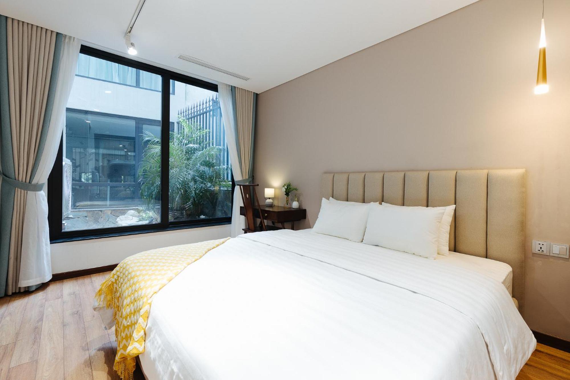 Margaery Boutique Apartment & Skyon9 Rooftop Bar ハノイ市 エクステリア 写真