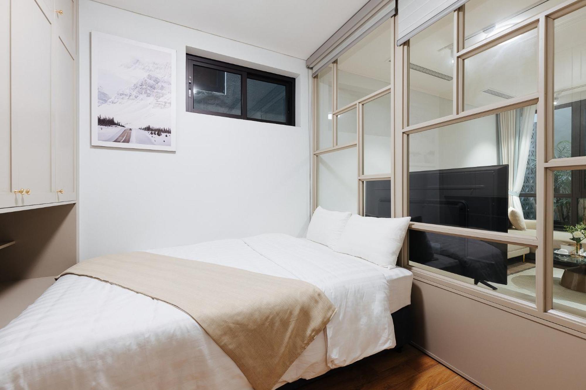 Margaery Boutique Apartment & Skyon9 Rooftop Bar ハノイ市 エクステリア 写真