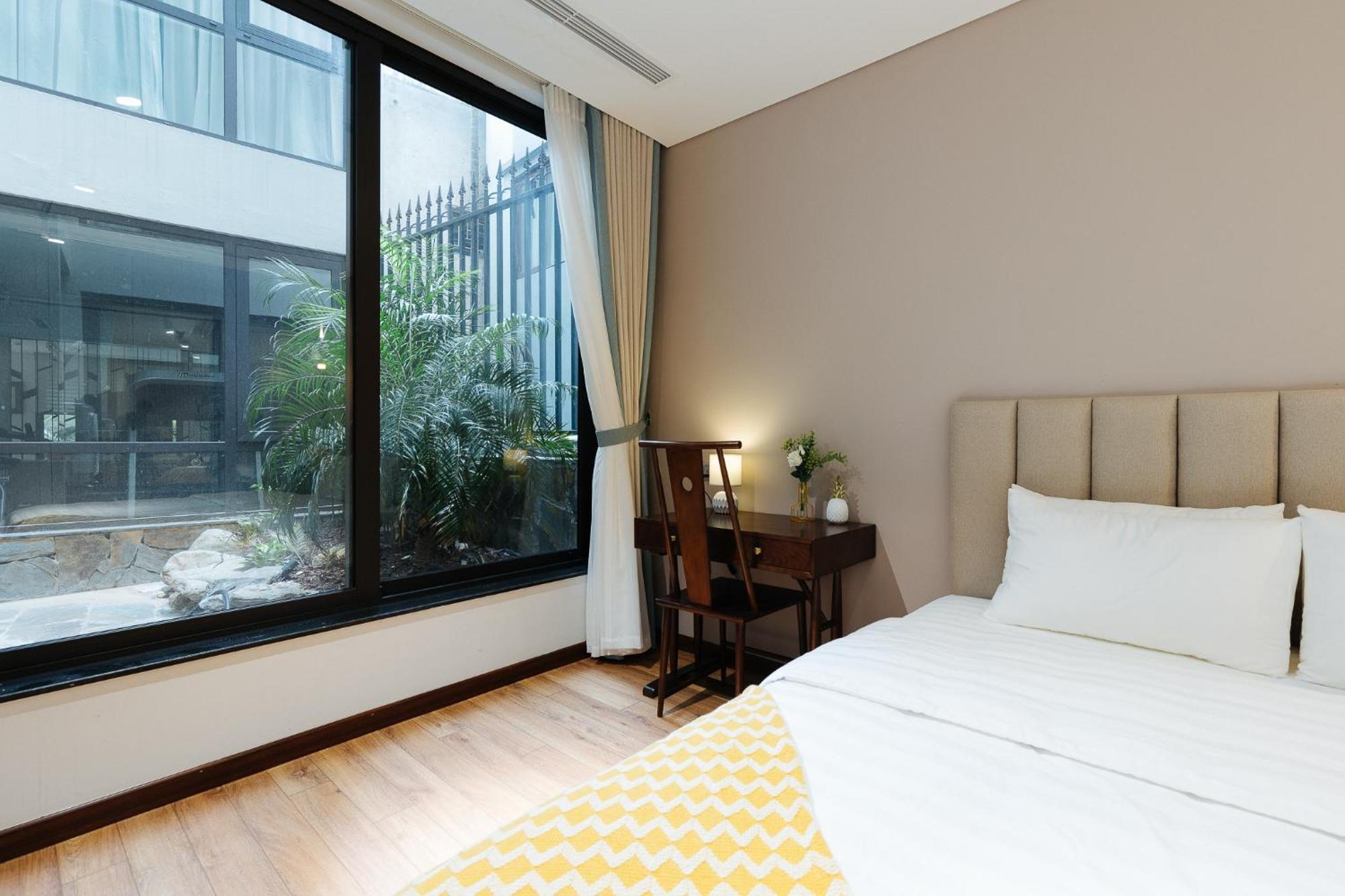 Margaery Boutique Apartment & Skyon9 Rooftop Bar ハノイ市 エクステリア 写真
